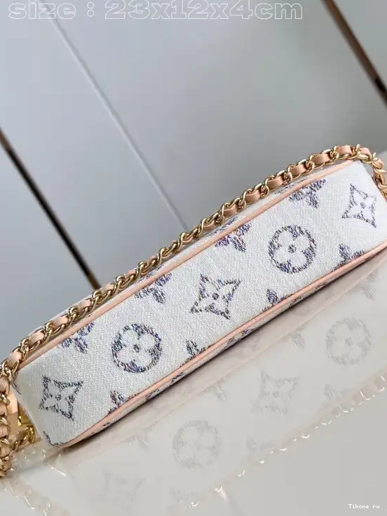 Cheap Ivy-23.5*12*4.3cm on VUITTON LOUIS Wallet Chain 0613